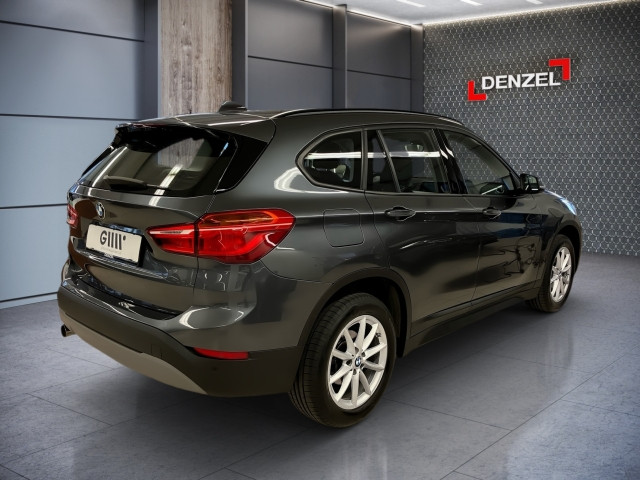 Bild 3: BMW X1 sDrive18i Advanta