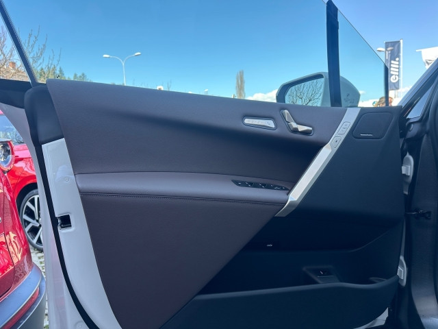 Bild 13: BMW PKW i-Serie iX xDrive45