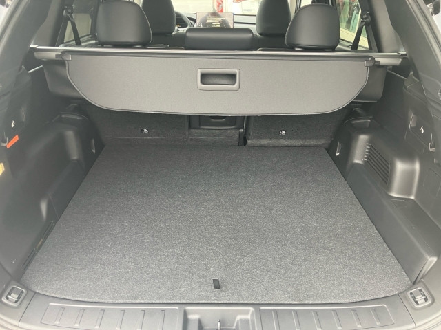 Bild 9: Mitsubishi Outlander PHEV 2,4 4WD Diamond 2-tone Leder