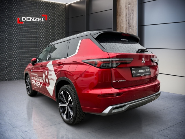 Bild 14: Mitsubishi Outlander PHEV 2,4 4WD Diamond 2-tone Leder