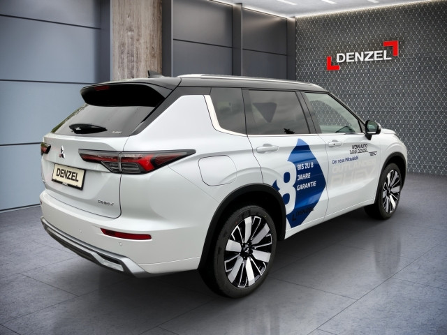 Bild 3: Mitsubishi Outlander PHEV 2,4 4WD Diamond 2-tone Leder