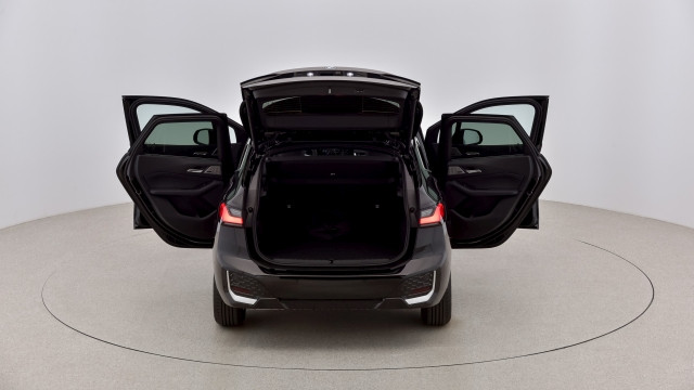 Bild 11: BMW 230e xDrive Active Tourer U06 XB2