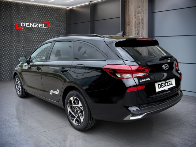 Bild 2: Hyundai i30 Kombi - PD Business Line 1.5 TGDI DCT