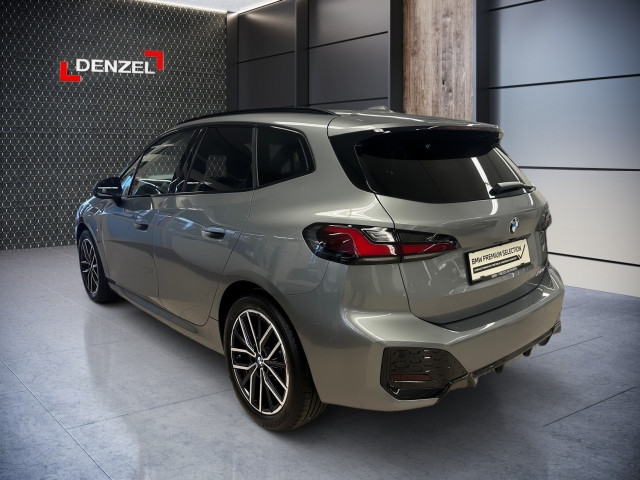 Bild 2: BMW 218d Active Tour B47