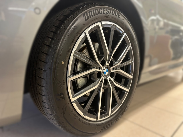 Bild 4: BMW 218d Active Tour B47