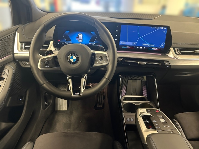 Bild 6: BMW 218d Active Tour B47