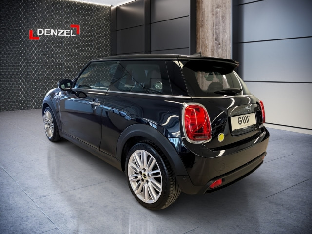 Bild 2: Mini Cooper SE BEV F56 IB1
