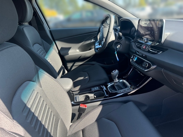 Bild 4: Hyundai i30 Kombi - PD Business Line 1.0 TGDI