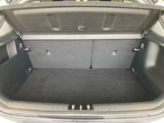 Bild 9: Kia Stonic 1,0 TGDI GPF ISG Silber DCT Aut.