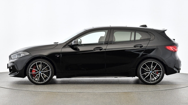Bild 8: BMW 120d xDrive 5-Türer F40