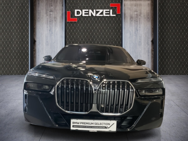 Bild 5: BMW 750e xDrive Limousine G70 XB1