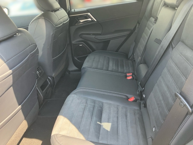 Bild 8: Mitsubishi Outlander PHEV 2,4 4WD Invite 220V AT 25