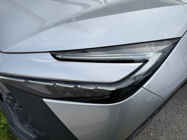 Bild 11: Toyota C-HR - 1,8 l  Hybrid 4x2 Active Drive CV