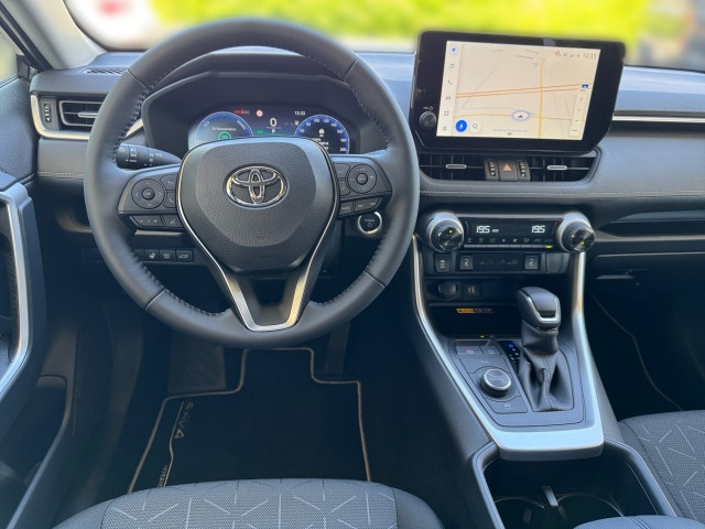 Bild 6: Toyota RAV4 Active Drive 2,5, 222 PS 4x4 Hybrid