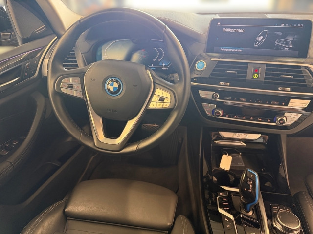 Bild 6: BMW iX3 G08 HA0