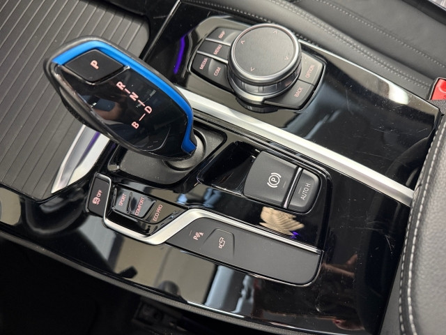 Bild 8: BMW iX3 G08 HA0