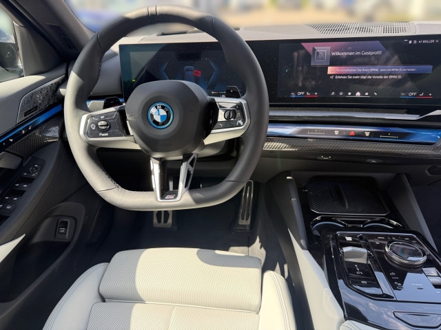 Bild 6: BMW 550e xDrive Limousine G60 XB1