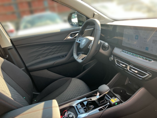 Bild 6: MG HS PHEV+ Comfort Stoff Schwarz