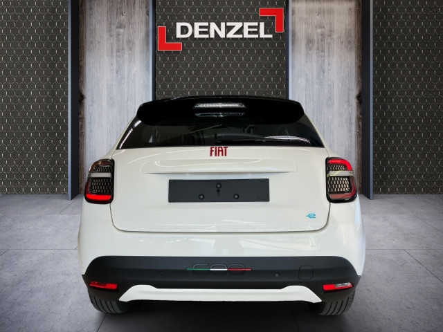 Bild 10: Fiat 600e Red