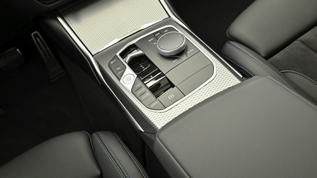 Bild 3: BMW 318i touring G21