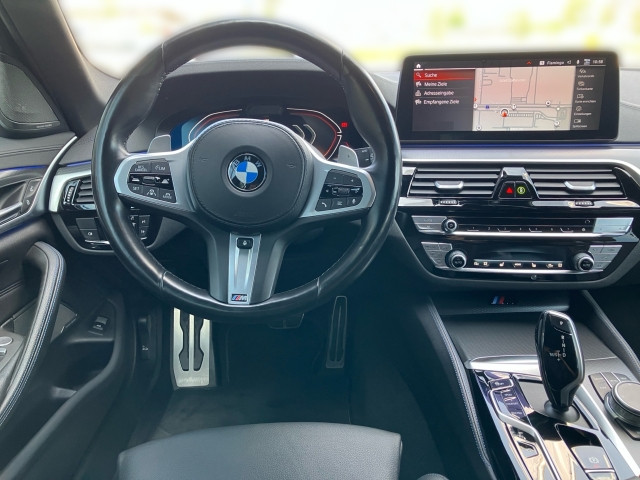 Bild 10: BMW 540d 48 V Touring xD