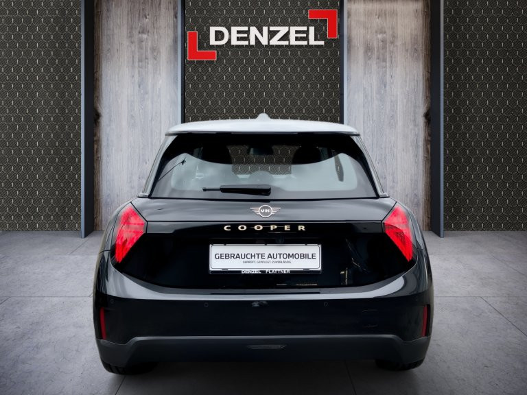 Bild 12: Mini Cooper E J01 HC0