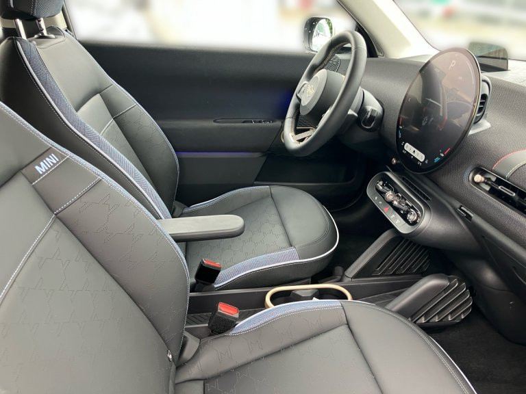 Bild 5: Mini Cooper E J01 HC0