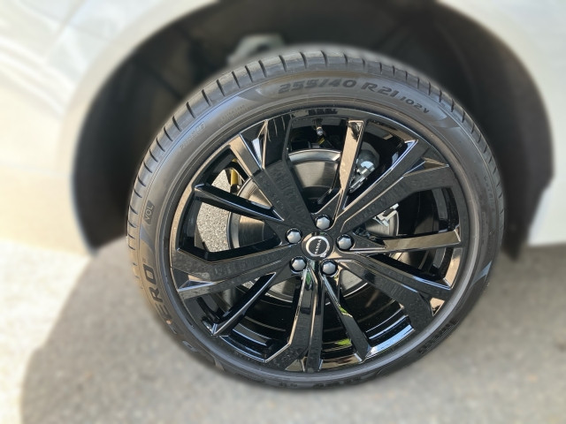 Bild 4: VOLVO PKW XC60 T6 AWD Plug-In Hybrid Plus Black Edition