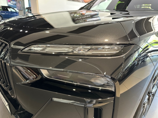Bild 3: BMW 740d xDrive Limousine G70 B57