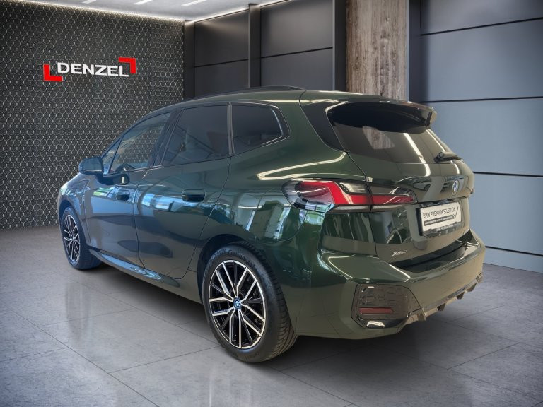 Bild 2: BMW 230e xDrive Active Tourer U06 XB2