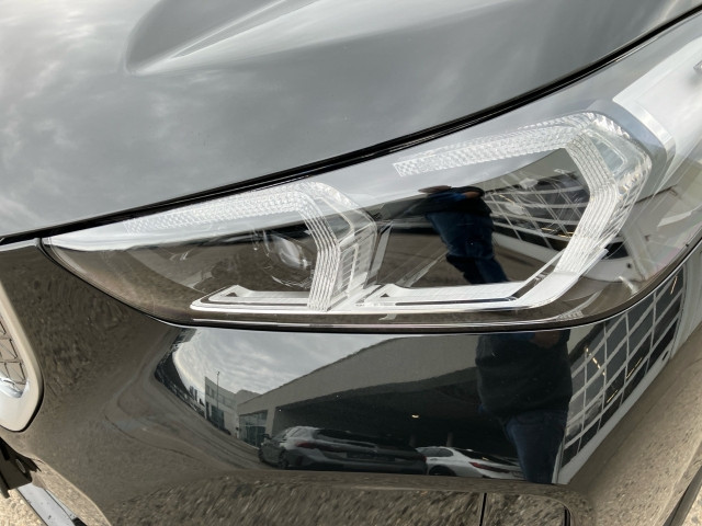 Bild 11: BMW iX1 eDrive20 U11