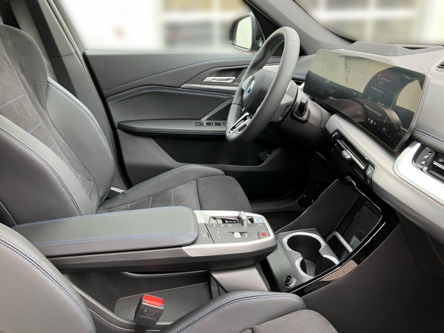 Bild 5: BMW iX1 eDrive20 U11