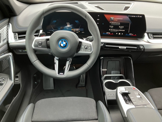 Bild 6: BMW iX1 eDrive20 U11