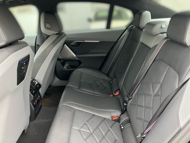 Bild 8: BMW 520d xDrive Limousine G60 B47