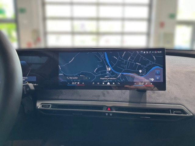 Bild 10: BMW PKW i-Serie iX xDrive60