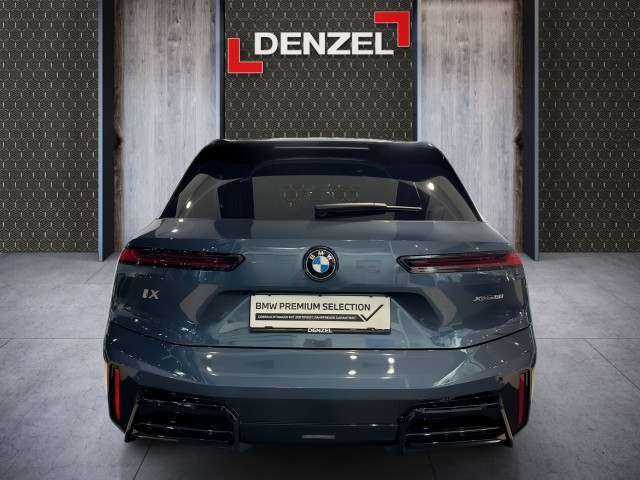 Bild 2: BMW PKW i-Serie iX xDrive60