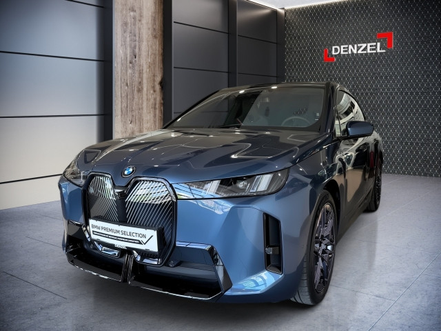 Bild 5: BMW PKW i-Serie iX xDrive60