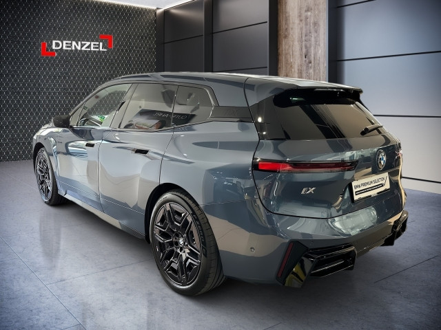 Bild 6: BMW PKW i-Serie iX xDrive60