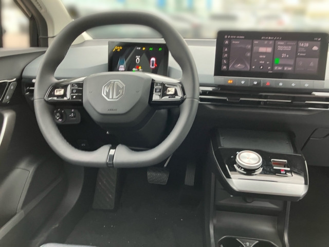 Bild 6: MG MG4 Luxury 64kWh Leder Grau/Weiß MY22/1