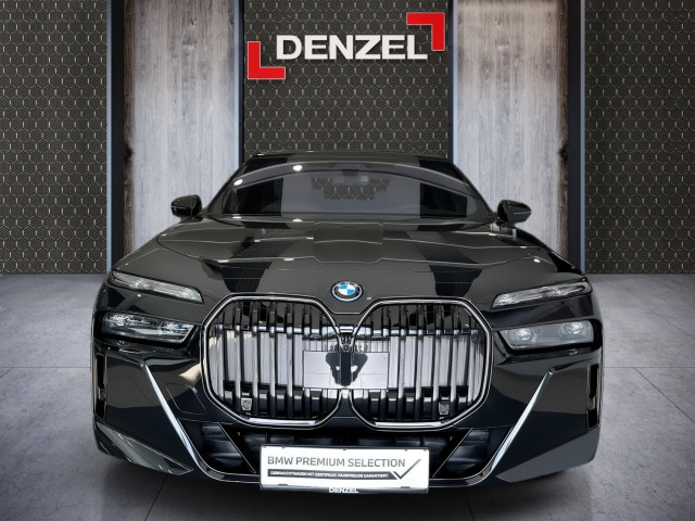 Bild 2: BMW 750e xDrive Limousine G70 XB1