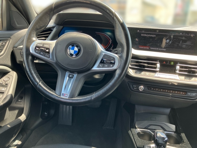 Bild 6: BMW 120d xDrive 5-Türer F40