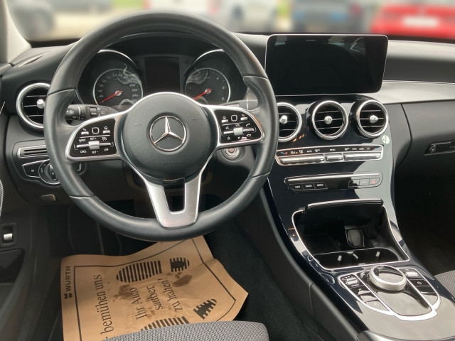 Bild 6: Mercedes C180