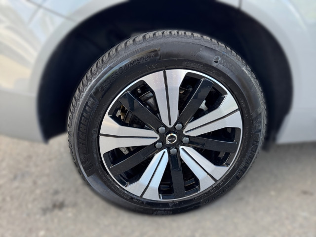 Bild 4: VOLVO PKW XC60 Plus, T6 Plug-in Hybrid, Elektrisch/Benzin, Dark