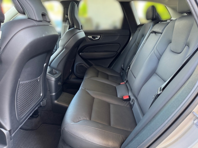 Bild 8: VOLVO PKW XC60 Plus, T6 Plug-in Hybrid, Elektrisch/Benzin, Dark