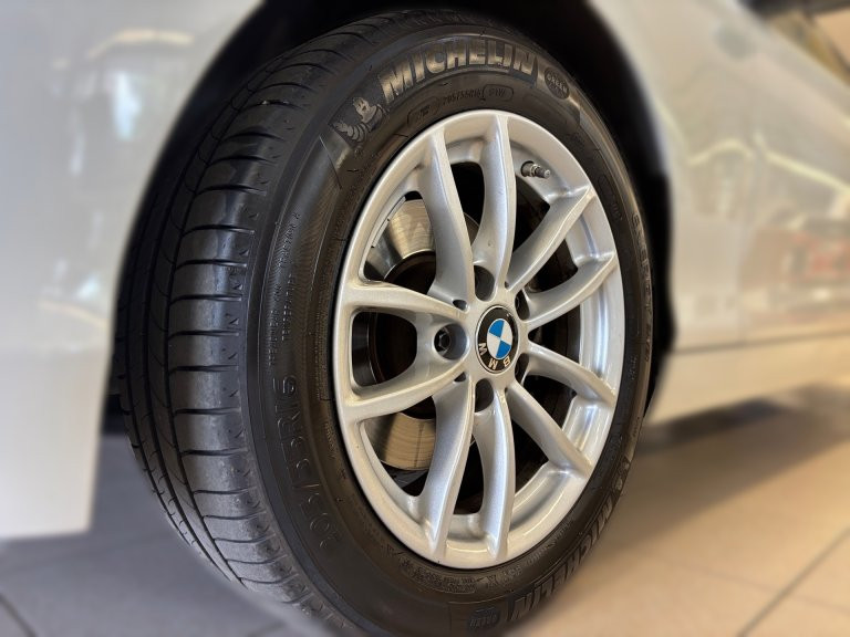 Bild 4: BMW 118d xDrive Advantag
