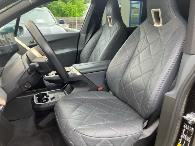 Bild 13: BMW PKW i-Serie iX xDrive50 105kWh