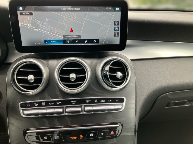 Bild 11: Mercedes GLC 300e 4MATIK
