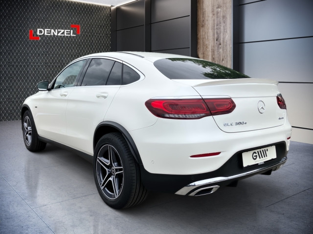 Bild 6: Mercedes GLC 300e 4MATIK