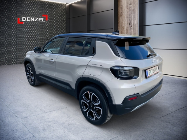 Bild 2: Jeep Avenger e-Hybrid 1,2 T3 The North Fase