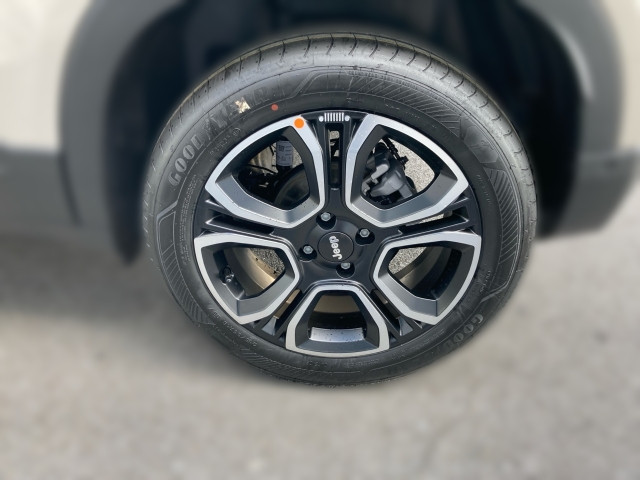 Bild 3: Jeep Avenger e-Hybrid 1,2 T3 The North Fase